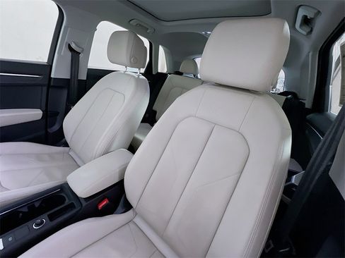 Used 2022 Audi Q3 2.0T Premium image 7