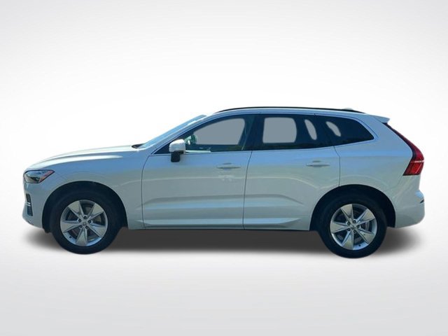 Used 2022 Volvo XC60 B5 Momentum AWD/4WD image 3