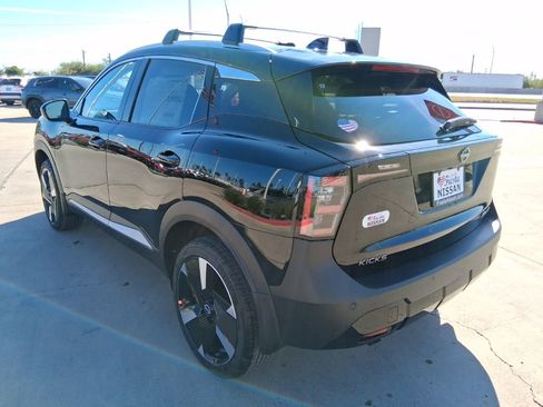 New 2026 Nissan Kicks SR w/ Cold Weather Package AWD/4WD image 5
