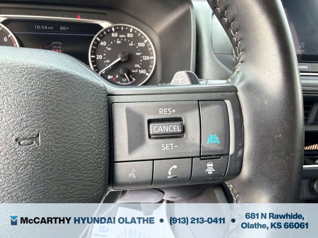 Used 2025 Nissan Rogue SV FWD image 27