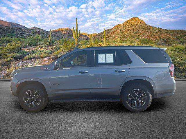 Used 2022 Chevrolet Tahoe Z71 w/ Luxury Package AWD/4WD image 7