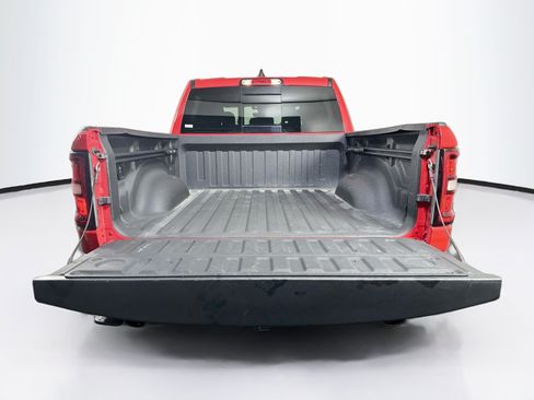 Used 2025 RAM 1500 Big Horn AWD/4WD image 27