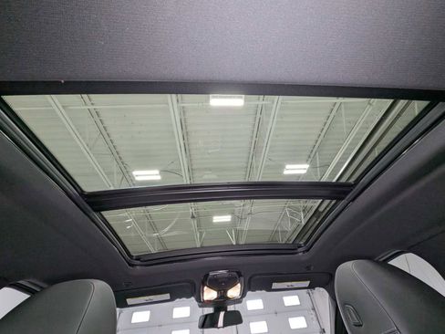 Used 2023 BMW X4 xDrive30i w/ M Sport Package image 17