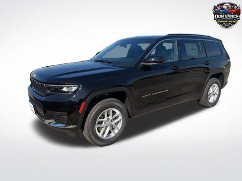 New 2026 Jeep Grand Cherokee L Laredo AWD/4WD image 1