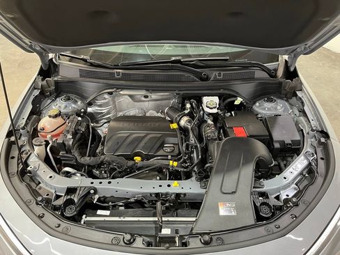 Used 2024 Buick Envista Sport Touring w/ Experience Buick Package FWD image 6