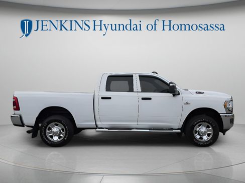 Used 2024 RAM 3500 Tradesman w/ Safety Group AWD/4WD image 2