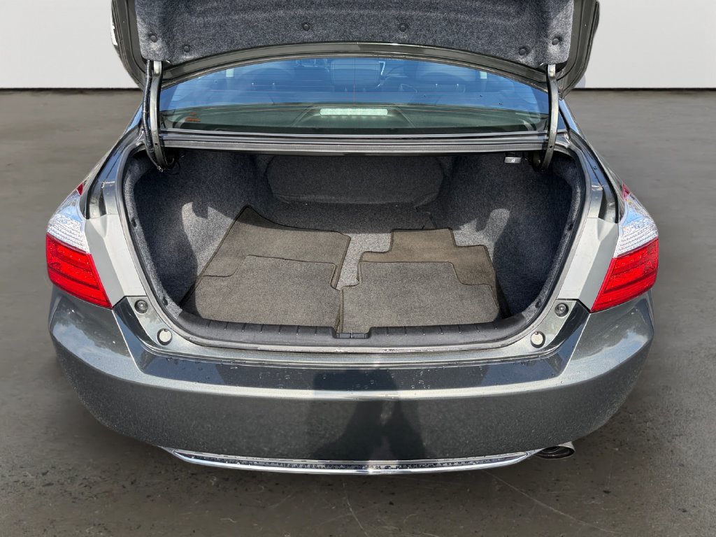Used 2013 Honda Accord EX-L image 10