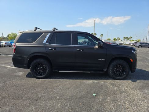 Used 2022 Chevrolet Tahoe LT w/ LT Signature Plus Package RWD image 3