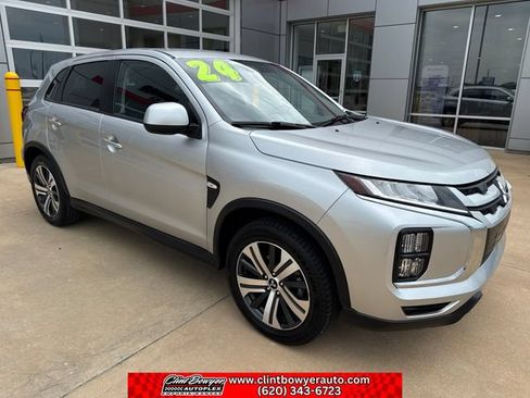 Used 2024 Mitsubishi Outlander Sport SE AWD/4WD image 8