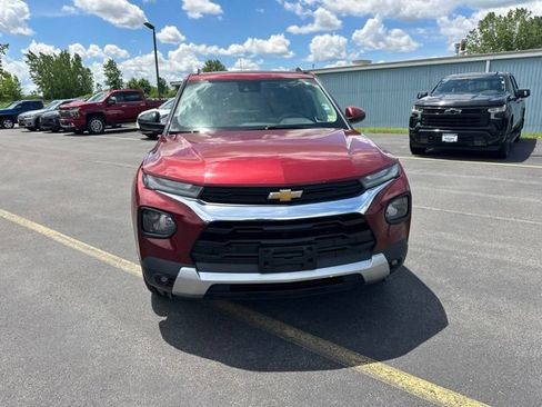 Used 2023 Chevrolet TrailBlazer LT AWD/4WD image 11