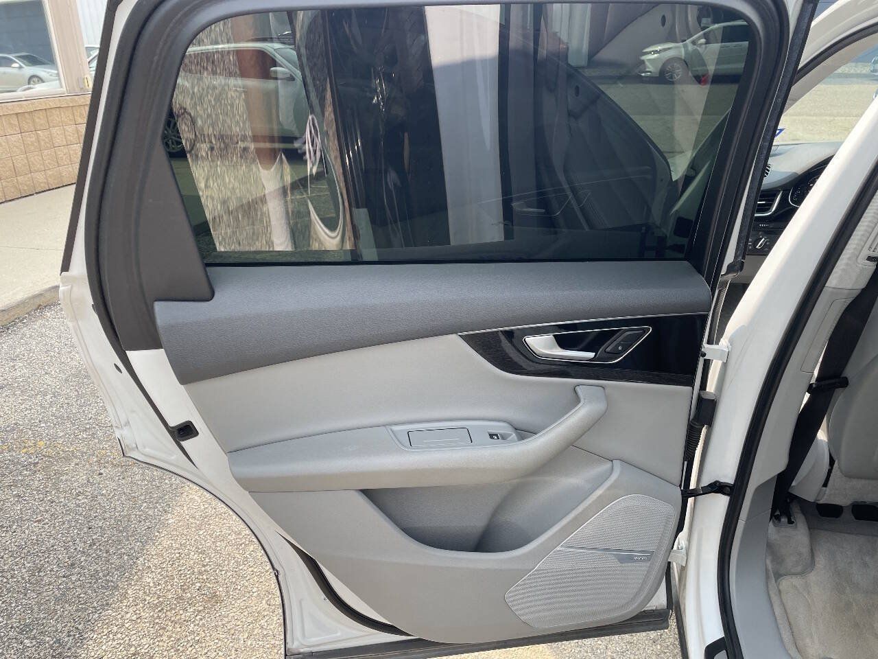Used 2019 Audi Q7 3.0T Premium Plus AWD/4WD image 25