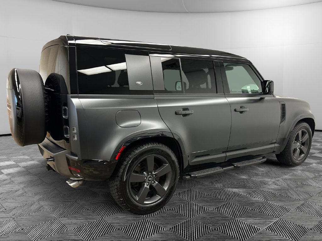 Used 2024 Land Rover Defender 110 Carpathian Edition AWD/4WD image 7