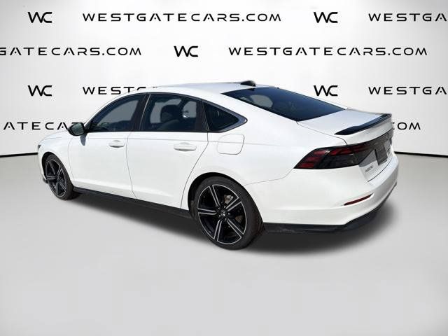 Used 2024 Honda Accord Sport image 10