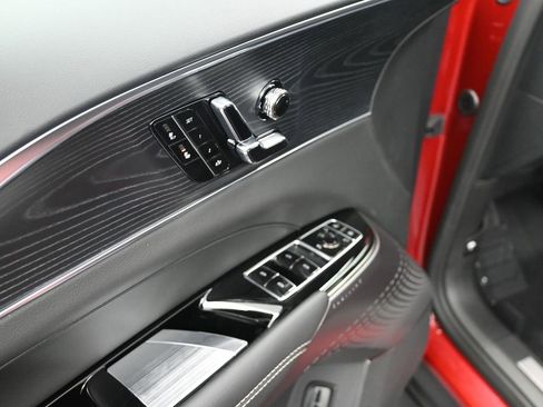 New 2026 Cadillac Lyriq Luxury image 13