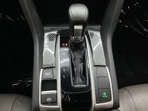 Used 2017 Honda Civic Touring image 35