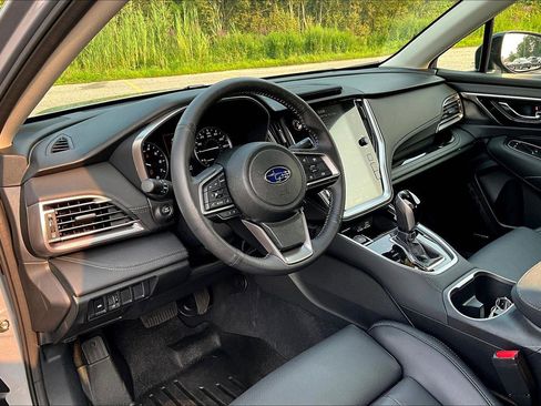 Used 2025 Subaru Legacy Limited image 13