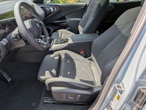 New 2026 BMW X3 xDrive30 w/ Premium Package AWD/4WD image 14