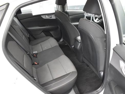 Used 2024 Kia Forte LXS image 17