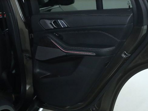 Certified 2025 BMW X5 xDrive40i w/ Premium Package image 33