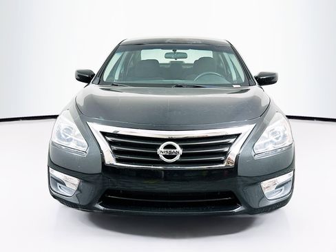 Used 2015 Nissan Altima 2.5 S w/ Power Driver Seat Package FWD image 2