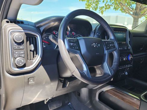 Used 2022 Chevrolet Silverado 1500 RST AWD/4WD image 10