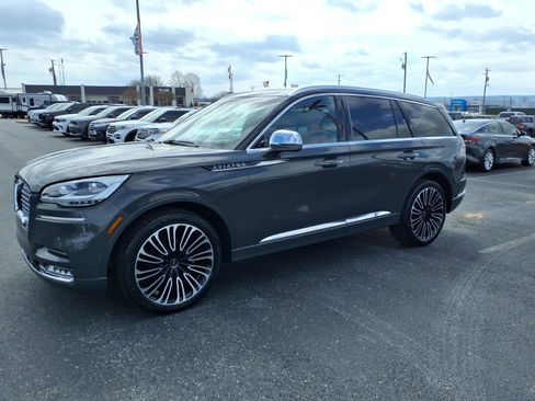 Used 2021 Lincoln Aviator Black Label image 3