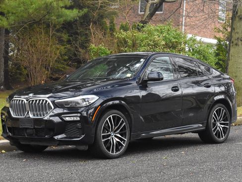 Used 2021 BMW X6 xDrive40i w/ M Sport Package AWD/4WD image 2