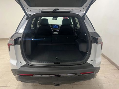 New 2026 Chevrolet Equinox RS FWD image 21