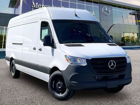 New 2026 Mercedes-Benz Sprinter 2500 image 1