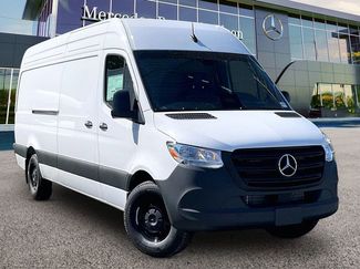 New 2026 Mercedes-Benz Sprinter 2500 video 1
