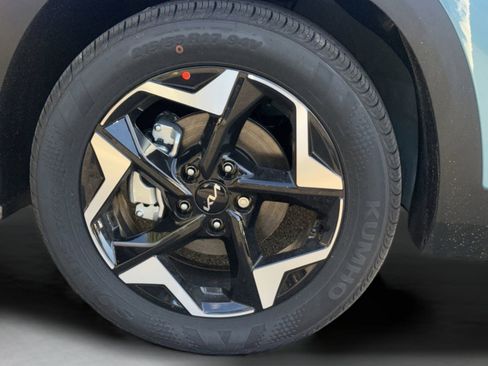 New 2026 Kia Seltos S image 30