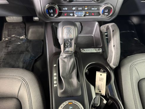 Used 2024 Ford Bronco Big Bend AWD/4WD image 24