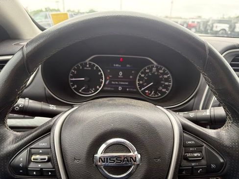 Used 2017 Nissan Maxima 3.5 SV FWD image 11