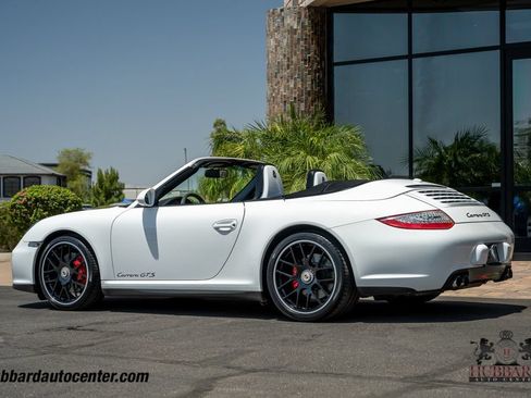 Used 2012 Porsche 911 Cabriolet image 5