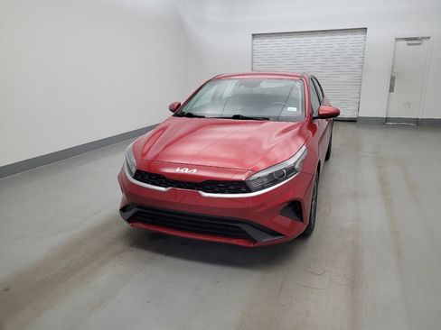 Used 2022 Kia Forte LXS FWD image 15