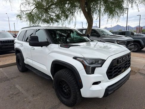 Used 2024 Toyota Sequoia TRD Pro AWD/4WD image 2