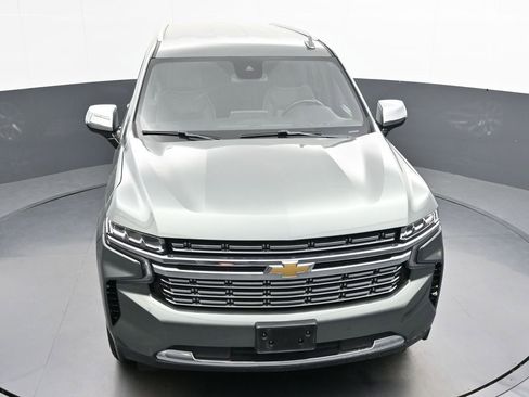 Used 2023 Chevrolet Suburban Premier AWD/4WD image 35
