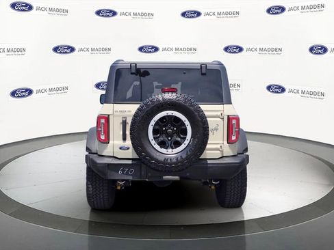 Certified 2025 Ford Bronco Badlands AWD/4WD image 4