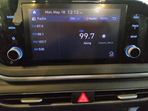 Used 2023 Hyundai Sonata SE FWD image 25