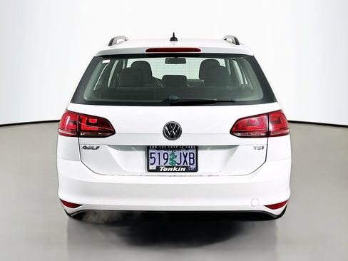 Used 2016 Volkswagen Golf S image 6