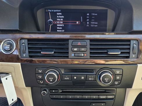 Used 2009 BMW 328i xDrive Coupe image 30