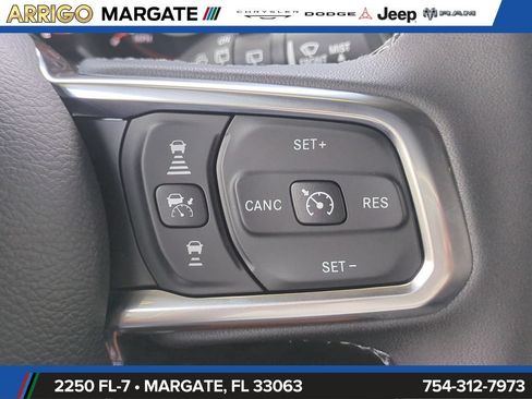 New 2026 Jeep Wrangler Unlimited Sahara AWD/4WD image 28
