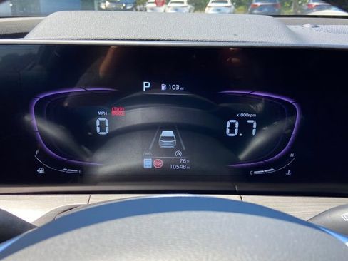 Used 2025 Kia Telluride EX X-Line AWD/4WD image 17