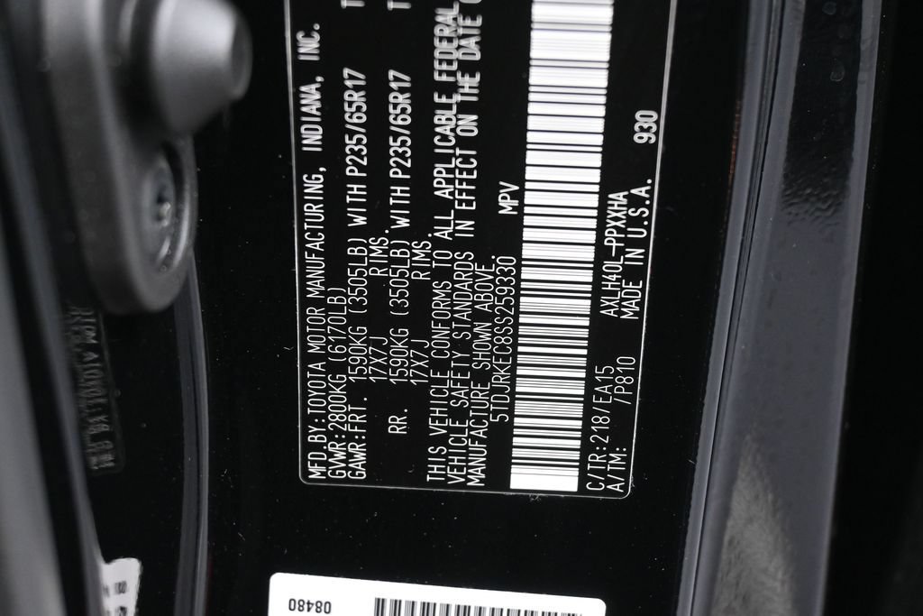 Used 2025 Toyota Sienna XLE w/ XLE Plus Package FWD image 17
