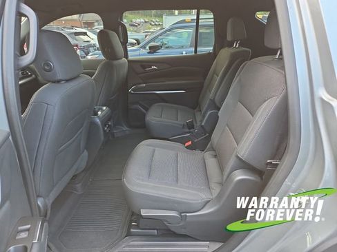Used 2024 Chevrolet Traverse LT w/ LPO, Floor Liner Package image 15