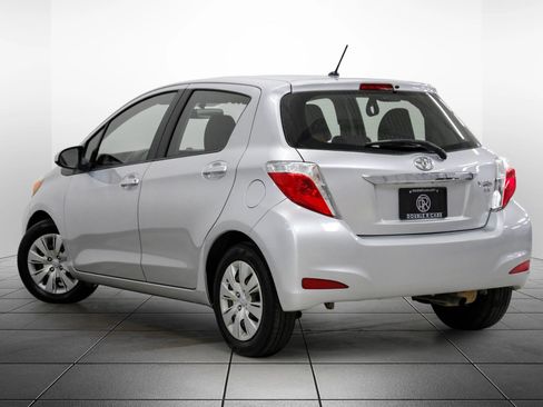 Used 2014 Toyota Yaris LE image 10