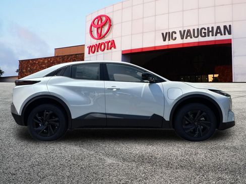 New 2026 Toyota C-HR AWD/4WD image 6