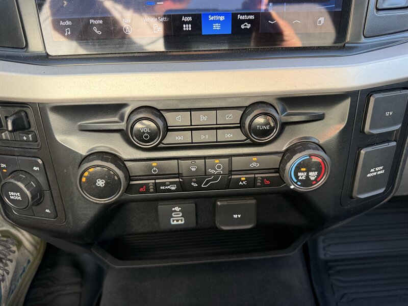 Used 2024 Ford F250 XLT w/ Black Appearance Package AWD/4WD image 5