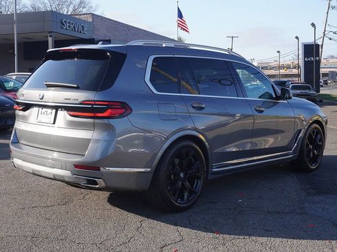 Used 2025 BMW X7 xDrive40i w/ Premium Package image 15