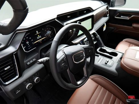 New 2026 GMC Sierra 2500 Denali Ultimate w/ Max Trailering Package image 8